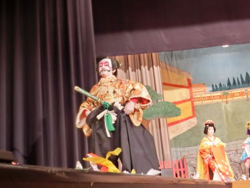 ５～６年歌舞伎　会稽扇曽我　鶴が岡八幡対面の場　　　「朝日奈」
