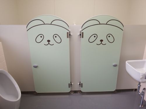 それぞれのトイレで動物が違ってとっても可愛いですよ